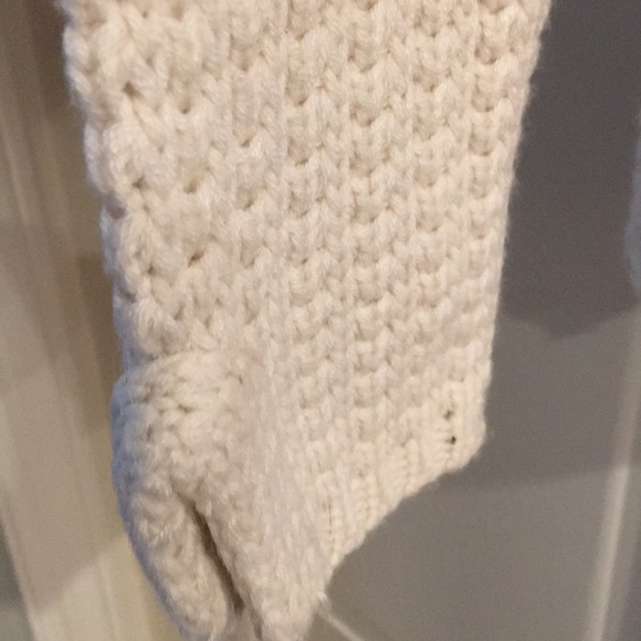 Zara Sweater - Picture 3 of 5